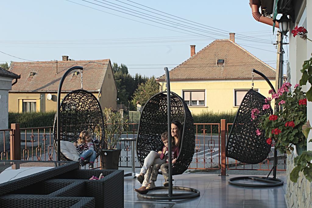 Thermal Panzió Sárvár Exterior foto